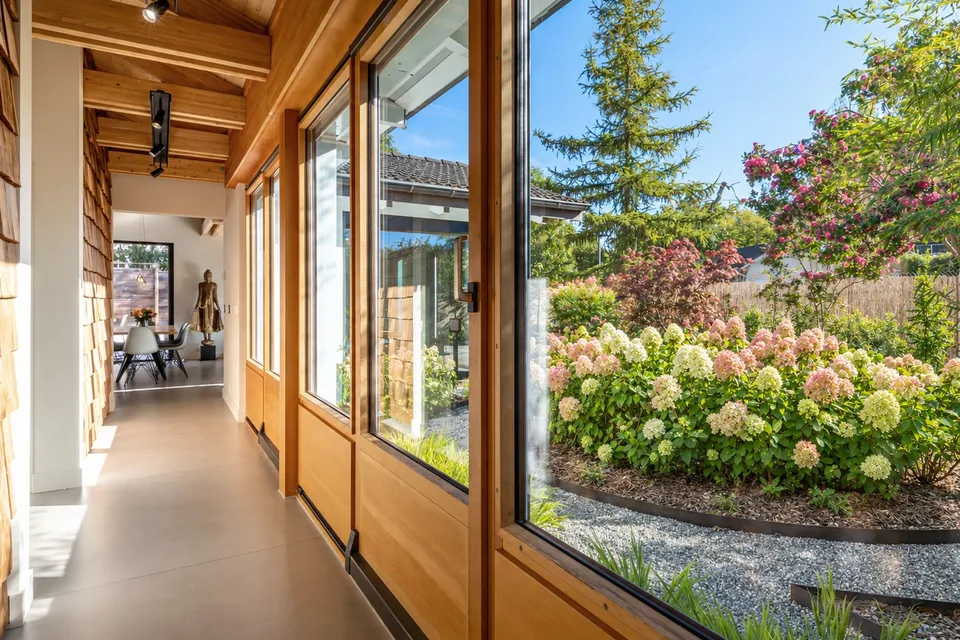 Contemporänes Erdgeschoss-Villa – Foto 6 von 8