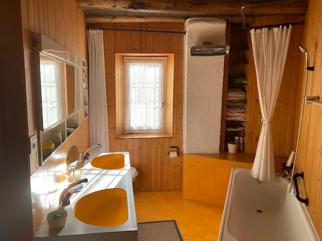 Tessiner Haus mit 4.5 Zimmern im Kern – Foto 10 von 12