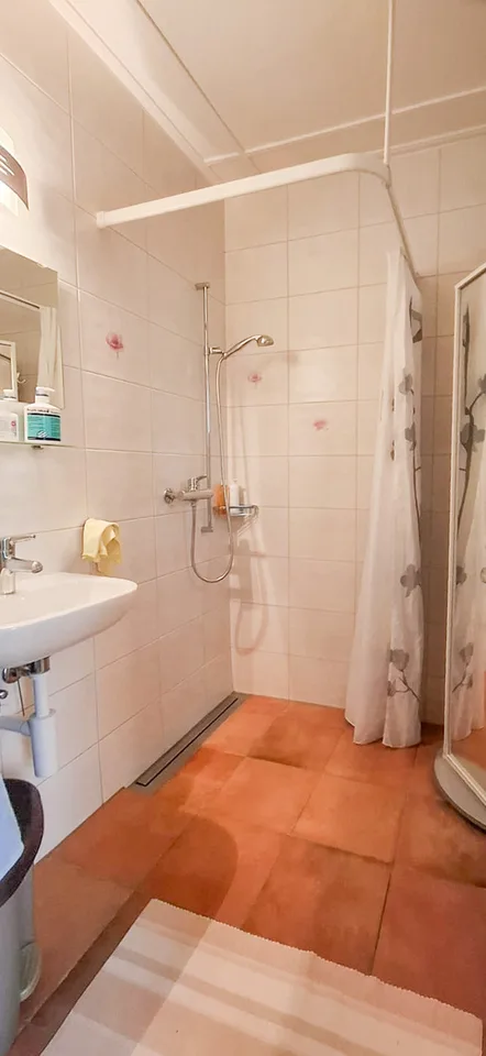 5 Zimmer Einfamilienhaus in Travers – Foto 12 von 13