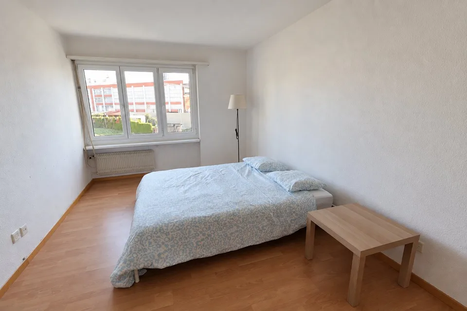 Helle, möblierte 3.5-Zimmerwohnung im Grünen befristet bis 30.03.27 – Foto 6 von 10