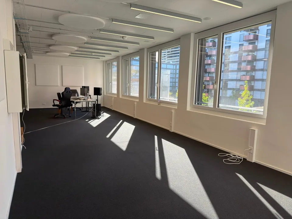 Moderne, voll ausgebaute Büro- / Gewerbefläche an Top-Lage – Foto 7 von 16