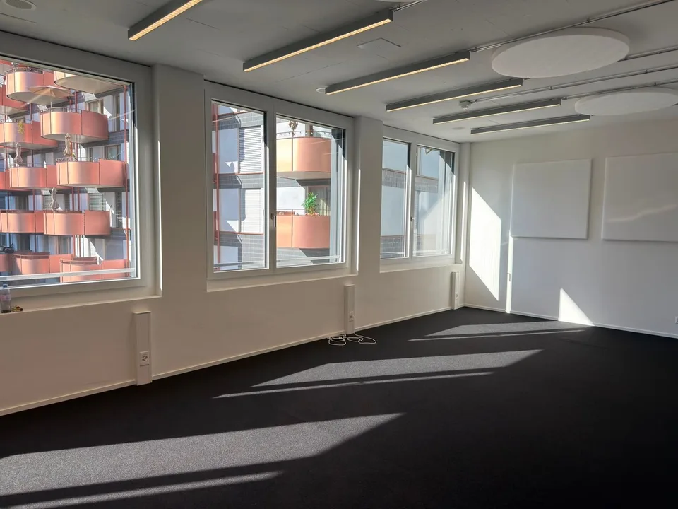 Moderne, voll ausgebaute Büro- / Gewerbefläche an Top-Lage – Foto 6 von 16