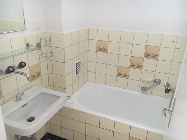 Petit, élégant et confortable - appartement 1 pièce à Lyss – photo 6 sur 7