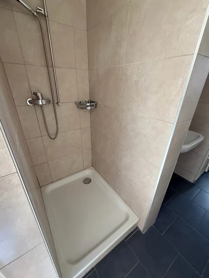Charmantes 3-Zimmer-Wohnung im Herzen von La Chaux-de-Fonds – Foto 8 von 14