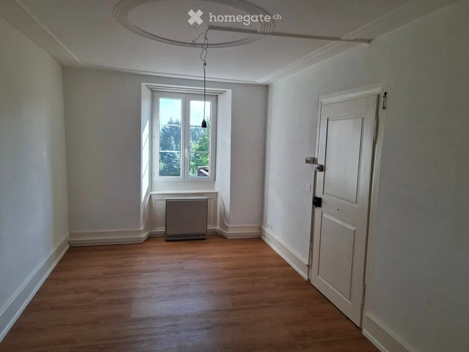 3.5 Zimmerwohnung in einem ehemaligen Bauernhaus – Foto 2 von 5