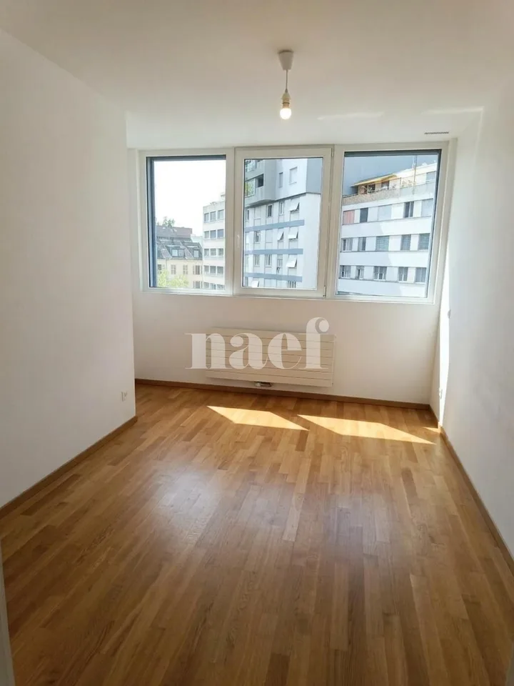 Wohnung mit 4,5 Zimmern im Herzen von Genf – Foto 5 von 7