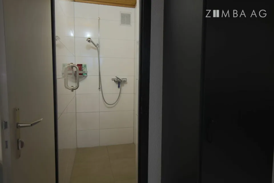 Maison unifamiliale avec loft à proximité immédiate du lac – photo 9 sur 13