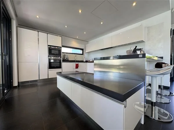 Comano: Villa mit 6 Räumen – Foto 5 von 13