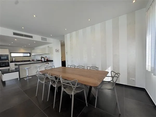 Comano: Villa mit 6 Räumen – Foto 8 von 13