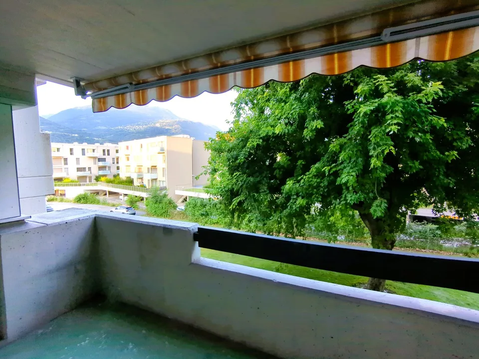 In affitto! Bell'appartamento di 4 locali in un ambiente familiare, all'ingresso di Sion! – foto 7 di 13