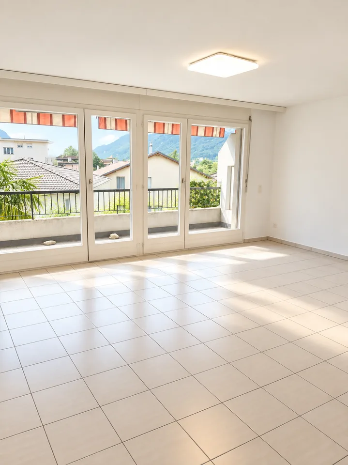 Bel et grand appartement de 4 pièces à louer – photo 2 sur 14