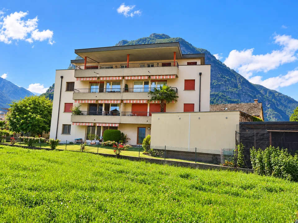 Bel et grand appartement de 4 pièces à louer – photo 13 sur 14