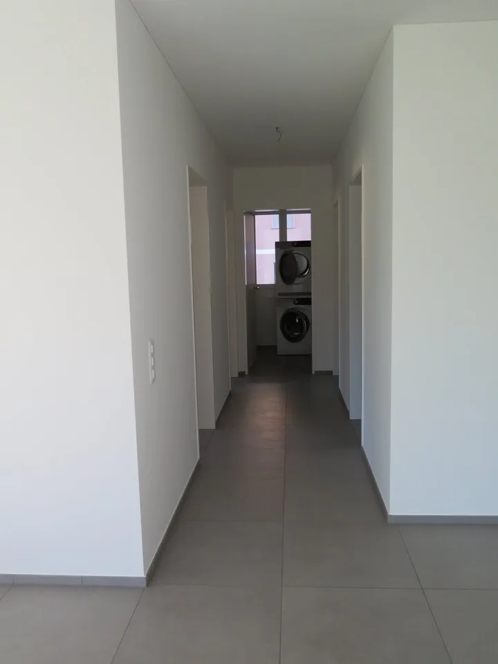 Helle, gemütliche 3.5-Zimmerwohnung mit zwei Balkonen in Muralto – Foto 6 von 11