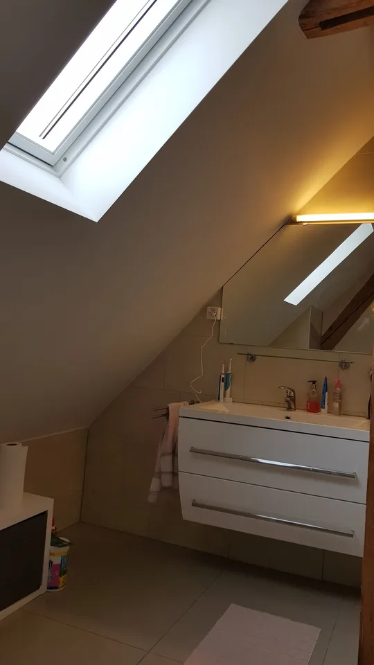 Beautiful 2.5-room attic apartment in a small 3-family house for rent – photo 11 of 13