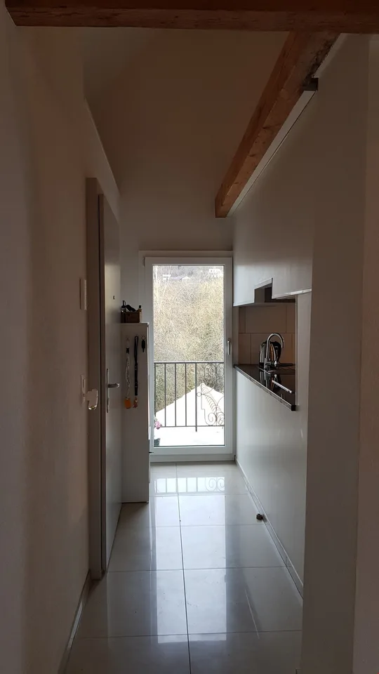 Beautiful 2.5-room attic apartment in a small 3-family house for rent – photo 3 of 13