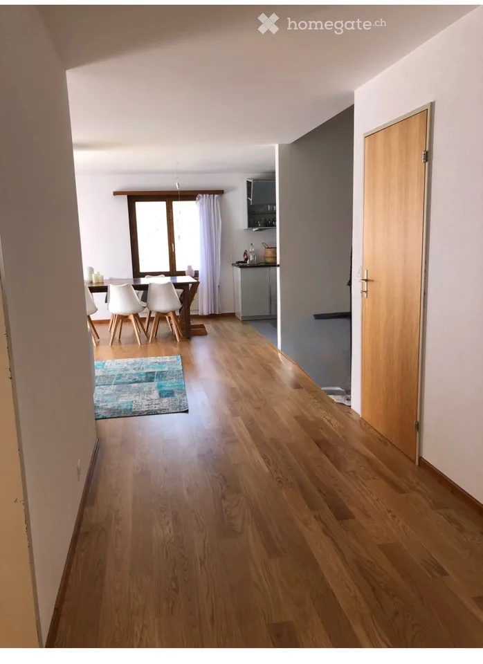Einfamilienhaus mit 6 Zimmern – Foto 2 von 5