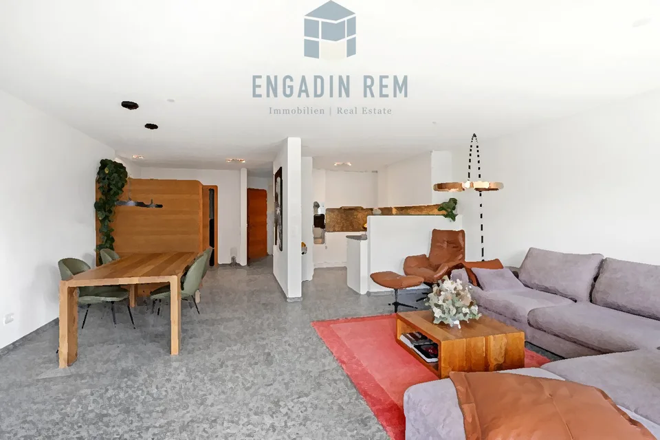 Exklusive 4.5-Zi-Maisonette-Erstwohnung mit Panoramablick – Foto 2 von 3