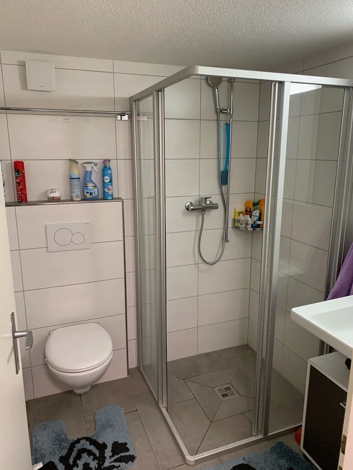 kleine, gemütliche 2-Zimmerwohnung zu vermieten im Zentrum von Ennenda – Foto 7 von 9