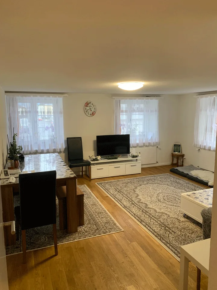 kleine, gemütliche 2-Zimmerwohnung zu vermieten im Zentrum von Ennenda – Foto 9 von 9