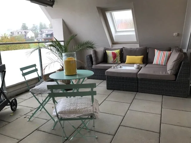 Moderne Dachwohnung im Grünen ! – Foto 3 von 13