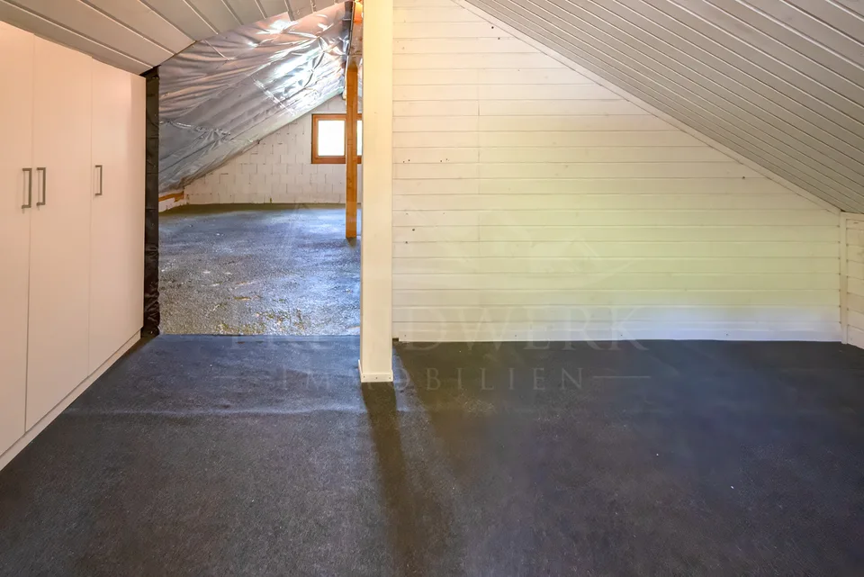 Naturnahes 7½-Zimmer-Zweifamilienhaus im ruhigen Saland – photo 6 of 13