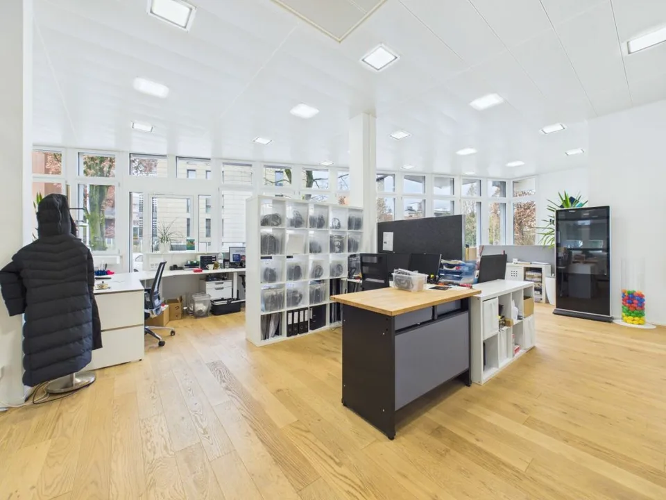 Modern Office Space at Berninaplatz – photo 6 of 12