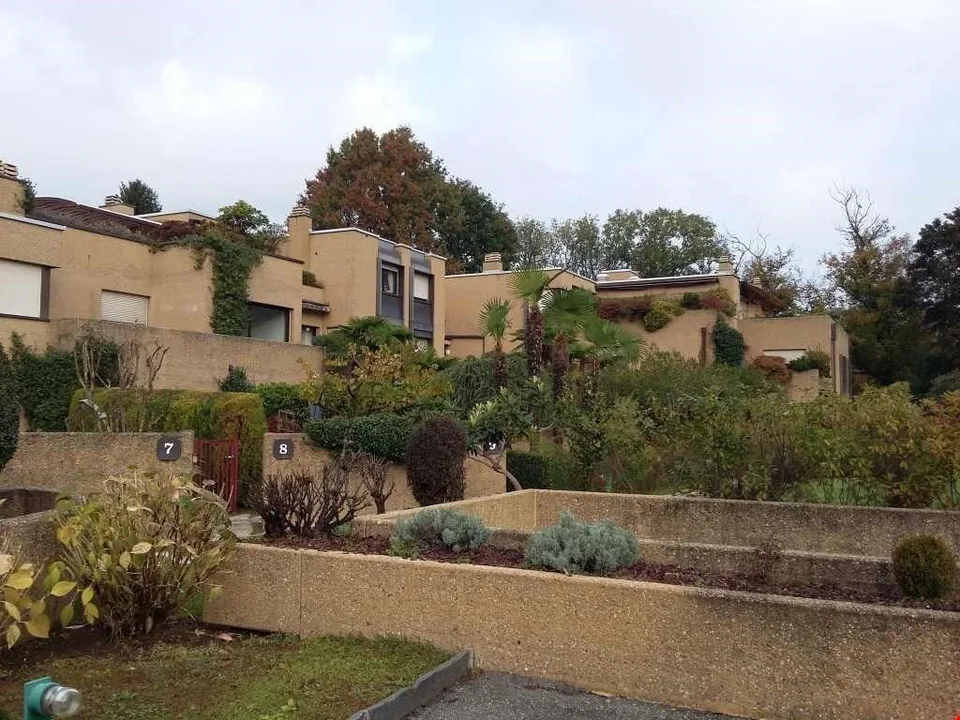 Appartamento arredato di 5,5 locali con giardino privato – Foto 9 von 17