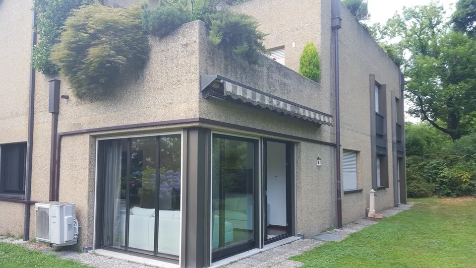 Appartamento arredato di 5,5 locali con giardino privato – Foto 10 von 17