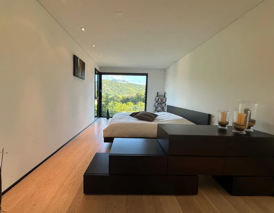 Elegante appartamento di 5 locali a Davesco-Soragno con grande giardino – foto 17 di 27