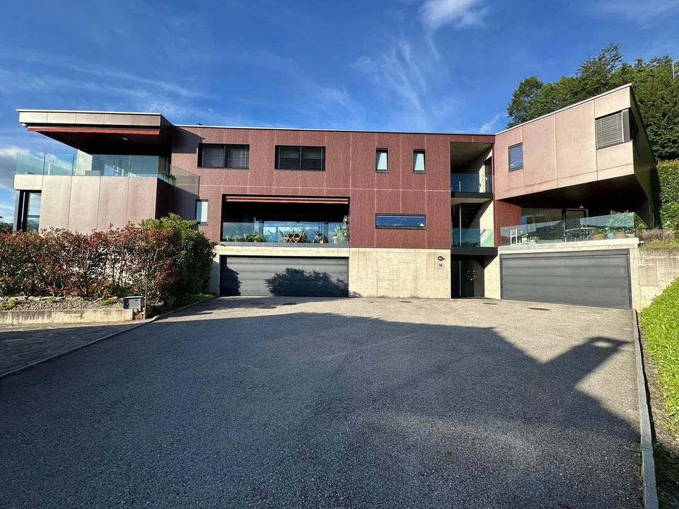Elegante appartamento di 5 locali a Davesco-Soragno con grande giardino – foto 8 di 27