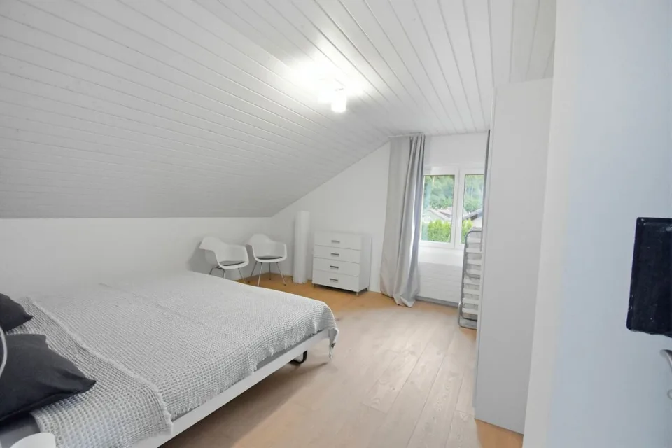 Viel Platz für neue Ideen - Doppelhaushälfte mit grossem Umschwung – Foto 9 von 19