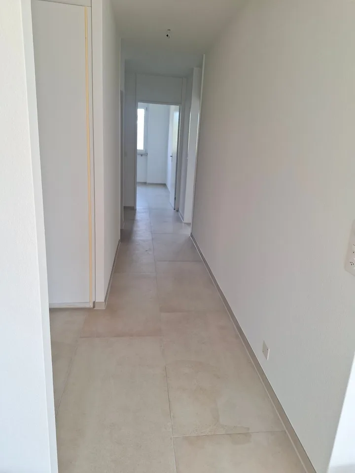 Helle 3.5-Zimmer-Wohnung mit 2 Balkone – Foto 9 von 16