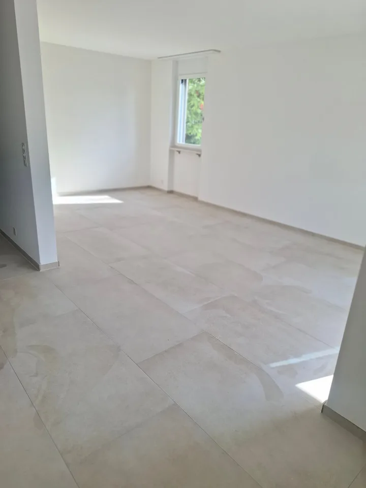Helle 3.5-Zimmer-Wohnung mit 2 Balkone – Foto 6 von 16