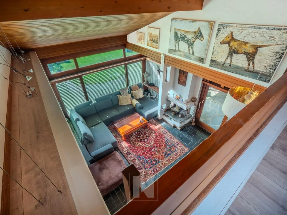 Denens - Architekten-Villa mit 9 Zimmern - 248 m2 Wohnfläche und über 4'000 m2 Grundstück, Blick auf den See, die Alpen und das Schloss Vufflens – Foto 13 von 13