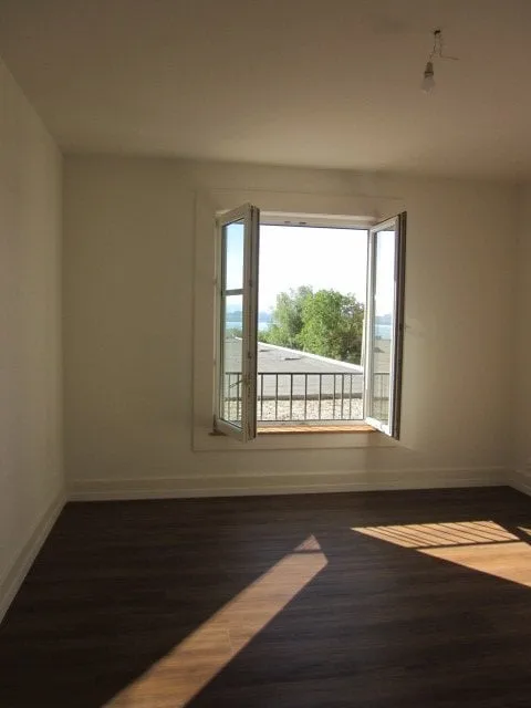 Zu vermieten 3-Zimmer-Wohnung komplett renoviert – Foto 2 von 5