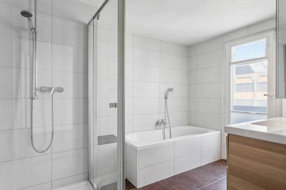 10 Zimmer Reihenfamilienhaus in Fribourg – Foto 24 von 26
