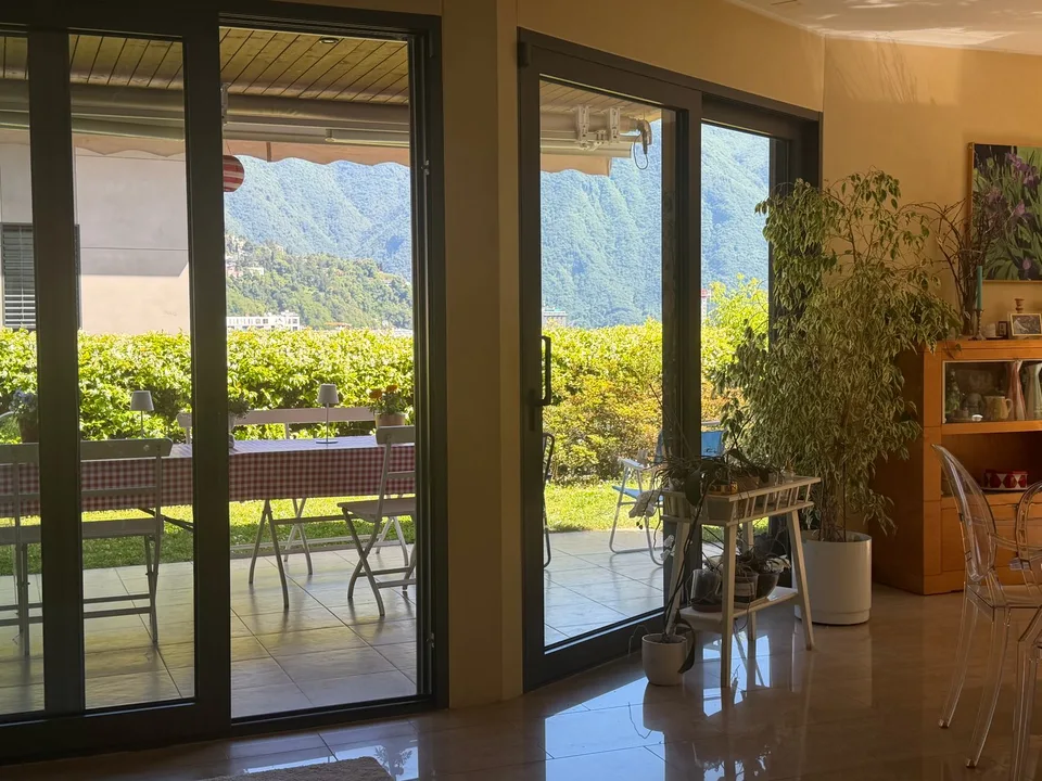 Appartamento in vendita a Lugano – Vista panoramica e comfort moderno – foto 6 di 8