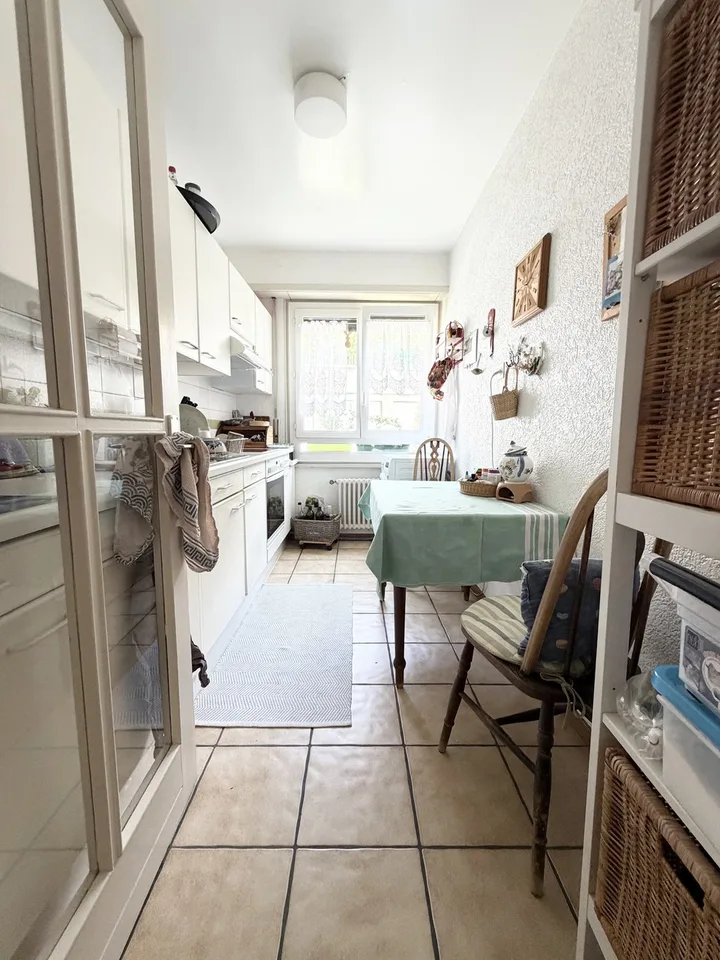 Charmanter Apartment mit 3.5 Zimmern in Prilly – Foto 5 von 11