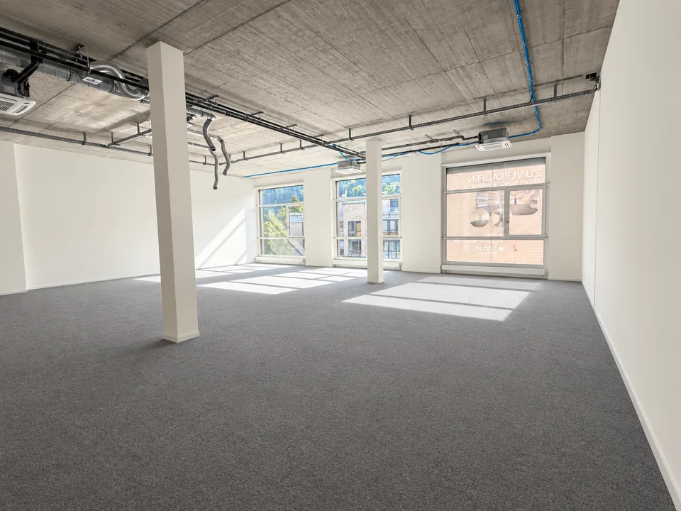 Mitten im Geschehen: Ihr moderner Arbeitsplatz in Pfäffikon SZ! – Foto 2 von 5