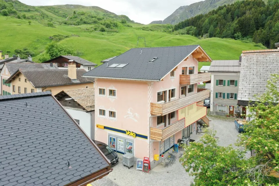 Renovierte 2½-Zimmer-Ferienwohnung im 1. OG in nächster Nähe zu der Bergbahnstation – Foto 3 von 10