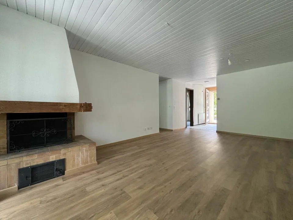 Wohnen, wo andere Ferien machen - 5.5 Zimmer-Reihenhaus direkt am W... – Foto 3 von 28