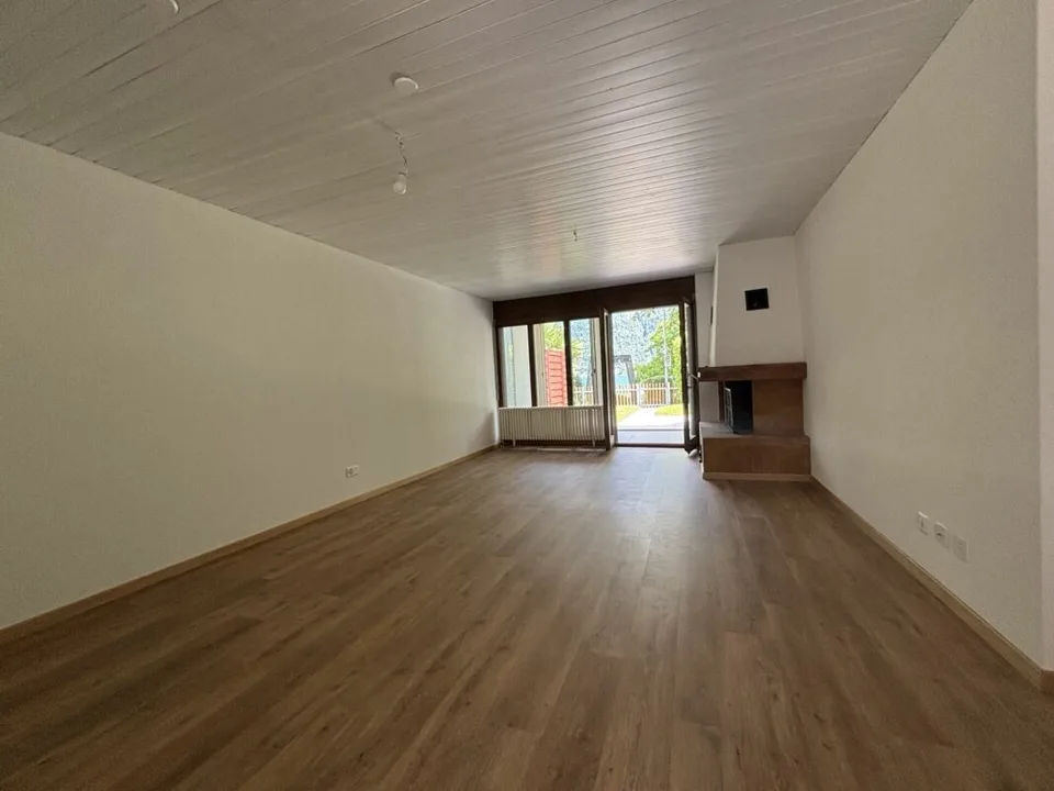 Wohnen, wo andere Ferien machen - 5.5 Zimmer-Reihenhaus direkt am W... – Foto 5 von 28