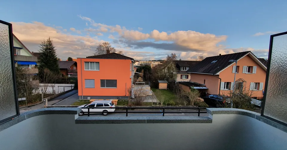 Wohnkomfort trifft auf zwei Balkone – Foto 7 von 7