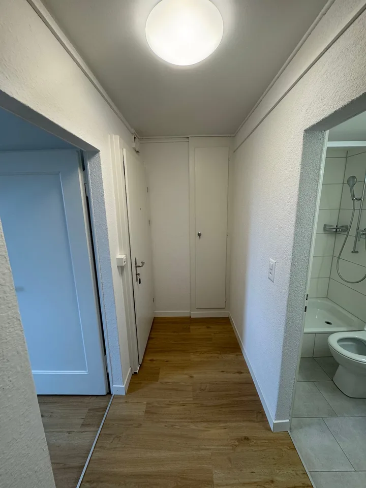 Helle, charmante 4-Zimmer-Wohnung an ruhiger Lage – Foto 3 von 10