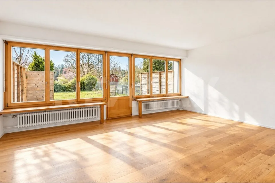 Charmantes 4.5-Zimmer-Reiheneinfamilienhaus an ruhiger Wohnlage – Foto 3 von 13