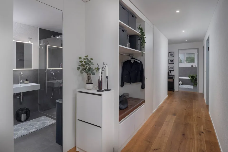 Traumhafte 4.5-Zimmer- Eigentumswohnung an kinderfreundlicher guter Lage – Foto 2 von 15