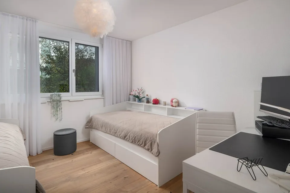 Traumhafte 4.5-Zimmer- Eigentumswohnung an kinderfreundlicher guter Lage – Foto 9 von 15