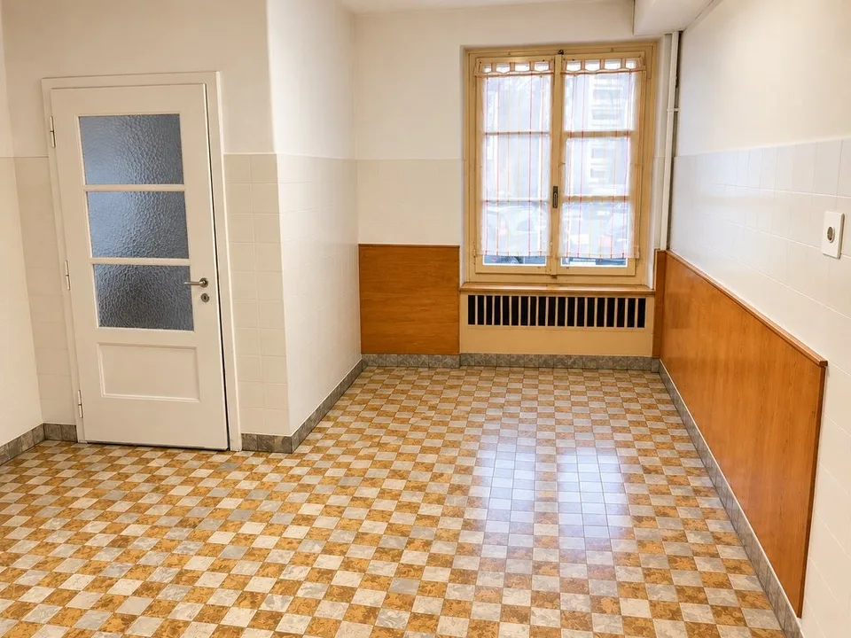 Gewerbeflächen sowie Lagerräume in Ostermundigen zu vermieten! – Foto 3 von 11