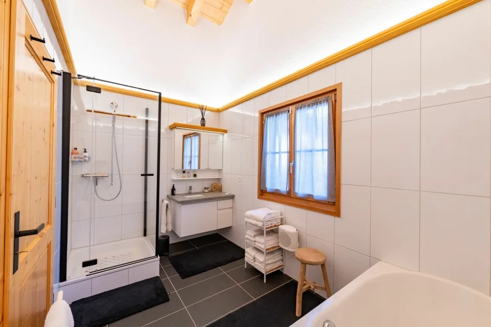 Bello chalet di 6.5 locali a Crans-Montana – foto 12 di 14