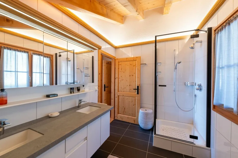 Bello chalet di 6.5 locali a Crans-Montana – foto 11 di 14